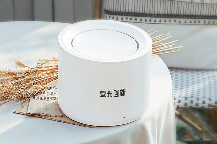 回收塑料做花盆，性能测了半年才敢用在小区公益角